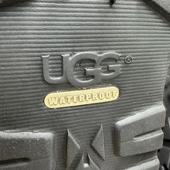 UGG Ritter Waterproof Leather Hiking Boots S/N #1099538 Men’s Size 12 Preowned main image 8